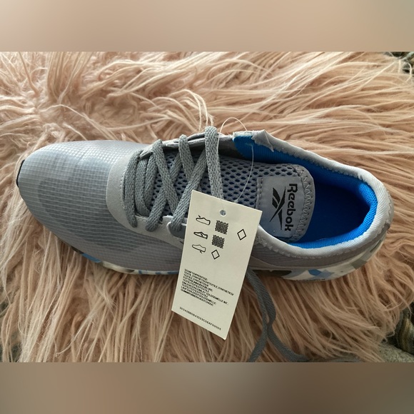 Reebok Flashfilm 3.0 Cross Trainer, True Grey/white/Horizon Blue, Size 5.5. New - Picture 3 of 11